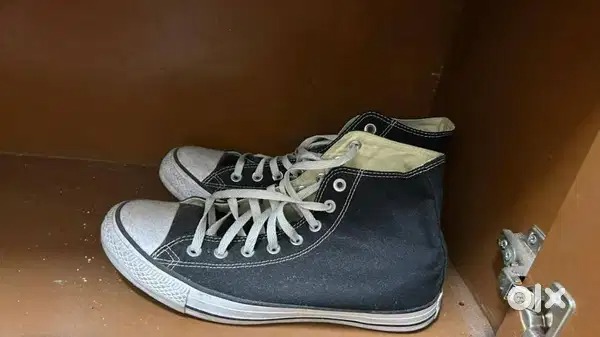 converse shoes